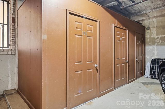 626 Queens Road 101, Charlotte, NC 28207