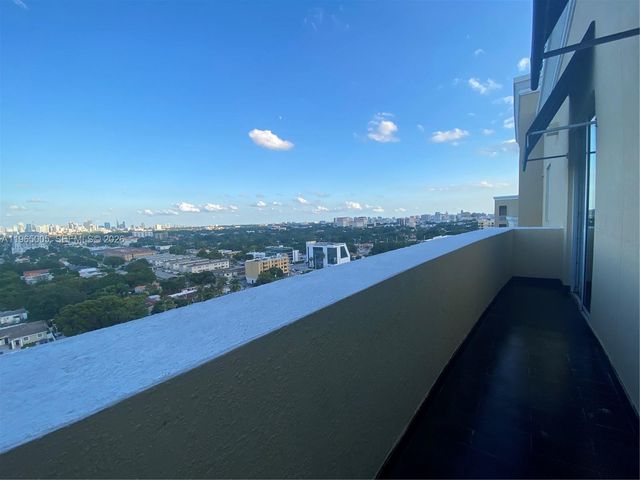 117 NW 42nd Ave 1612, Miami, FL 33126