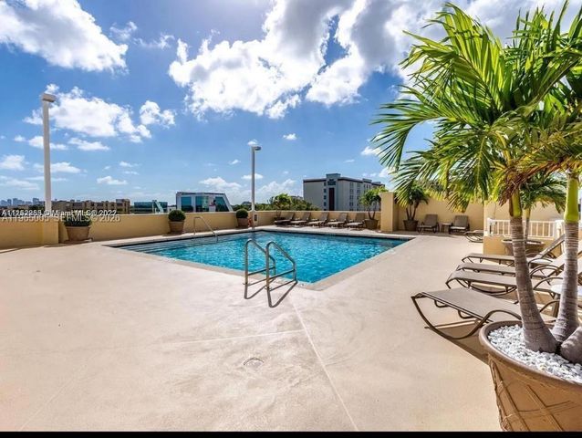 117 NW 42nd Ave 1612, Miami, FL 33126