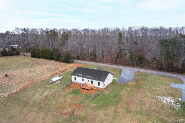 351 Down Creek Road, Brookneal, VA 24528