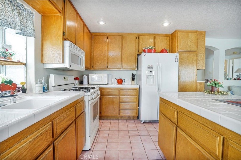 Image 9 of property listing at 1308 Pleasant Valley, Banning, CA 92220