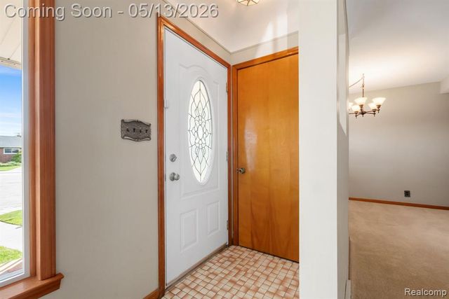 21223 Briar Court, Saint Clair Shores, MI 48081