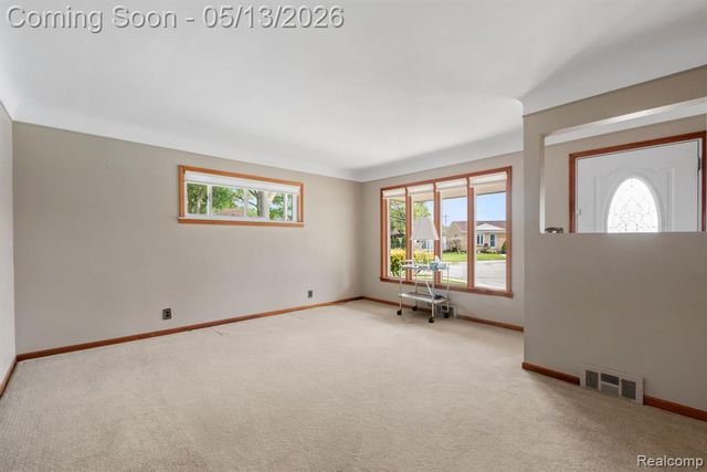21223 Briar Court, Saint Clair Shores, MI 48081