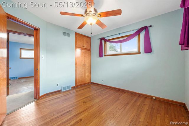 21223 Briar Court, Saint Clair Shores, MI 48081