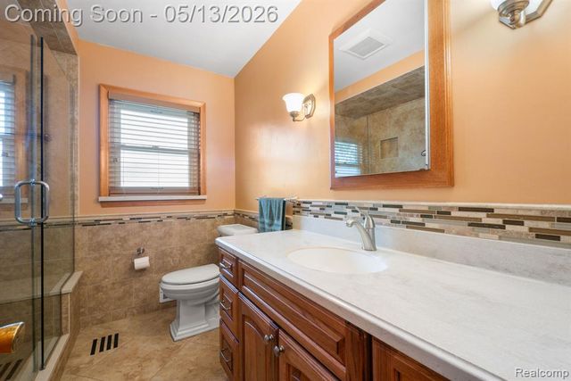 21223 Briar Court, Saint Clair Shores, MI 48081
