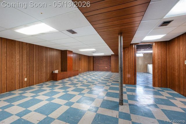 21223 Briar Court, Saint Clair Shores, MI 48081