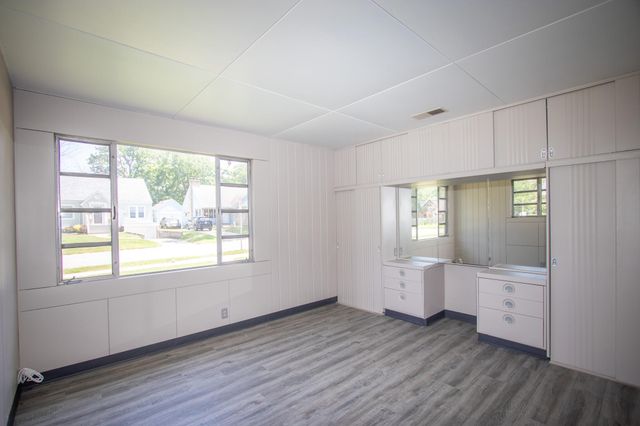 222 N Carroll Avenue, Michigan City, IN 46360