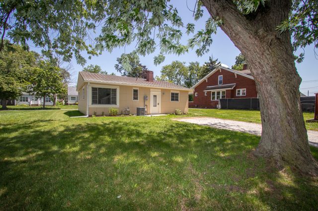222 N Carroll Avenue, Michigan City, IN 46360