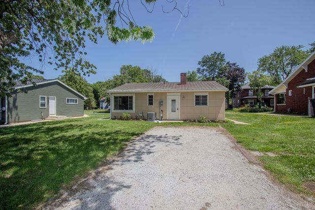 222 N Carroll Avenue, Michigan City, IN 46360