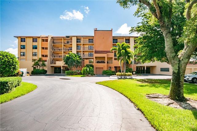 4015 SE 20th PL # 301, Cape Coral, FL 33904