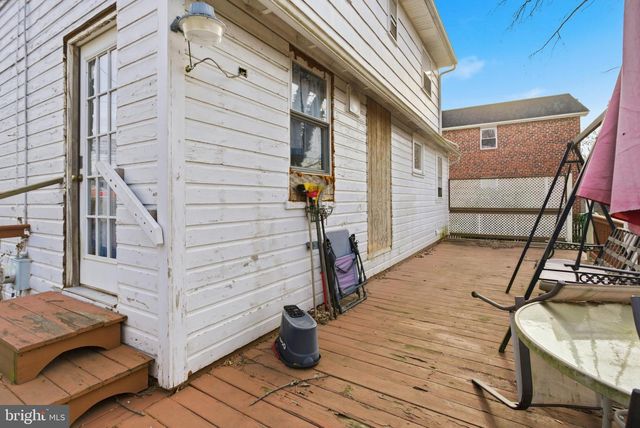 310 SOUTH AVE, Norwood, PA 19074