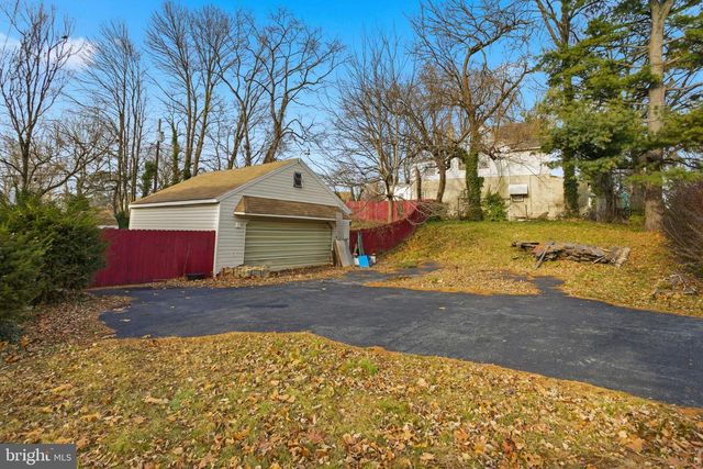 310 SOUTH AVE, Norwood, PA 19074