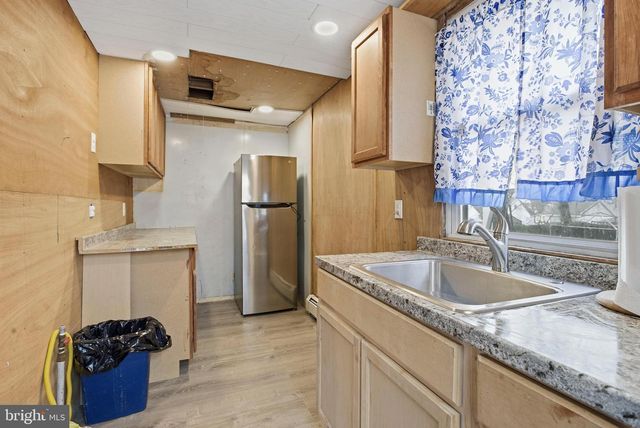 310 SOUTH AVE, Norwood, PA 19074