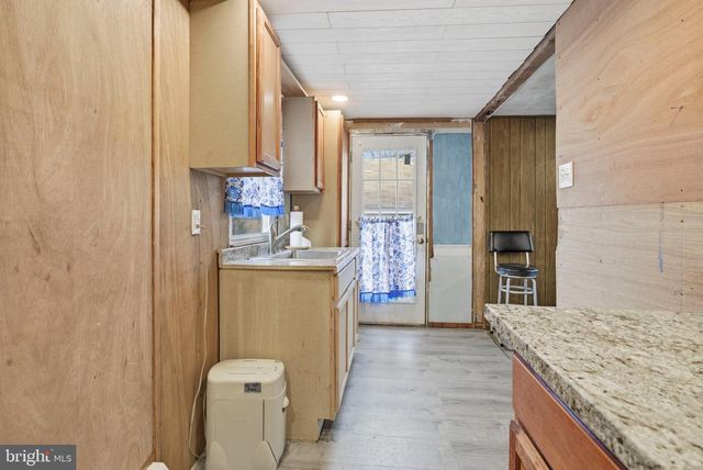 310 SOUTH AVE, Norwood, PA 19074