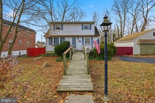 310 SOUTH AVE, Norwood, PA 19074