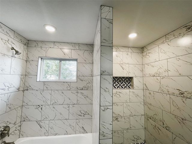 1806 Fuller Street, Greenville, TX 75401