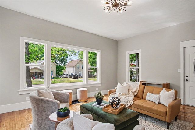 716 S Broas Street, Belding, MI 48809