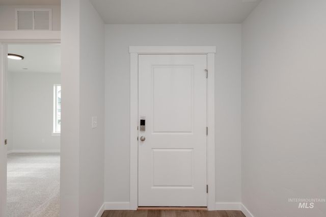 10466 W Teratai St, Star, ID 83669