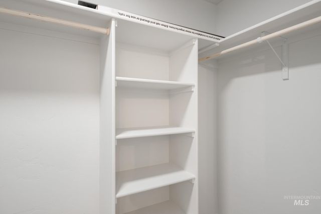 10466 W Teratai St, Star, ID 83669