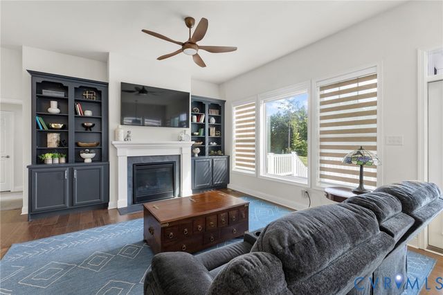15750 Mosaic Creek Blvd, Henrico, VA 23238