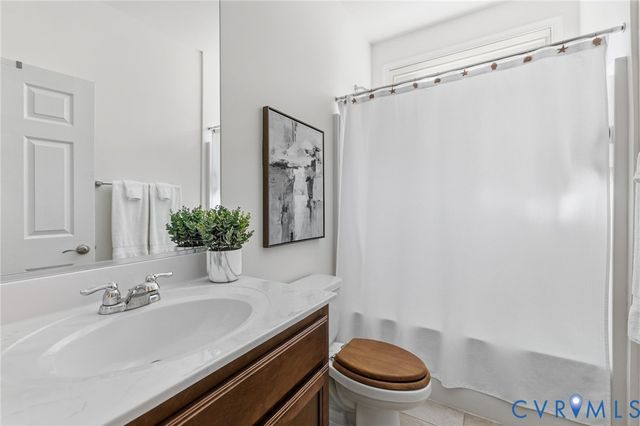 15750 Mosaic Creek Blvd, Henrico, VA 23238