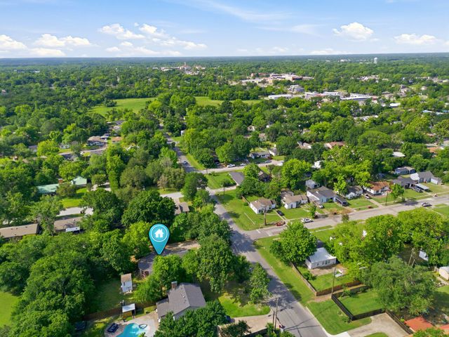 1800 Island Bayou, Bonham, TX 75418