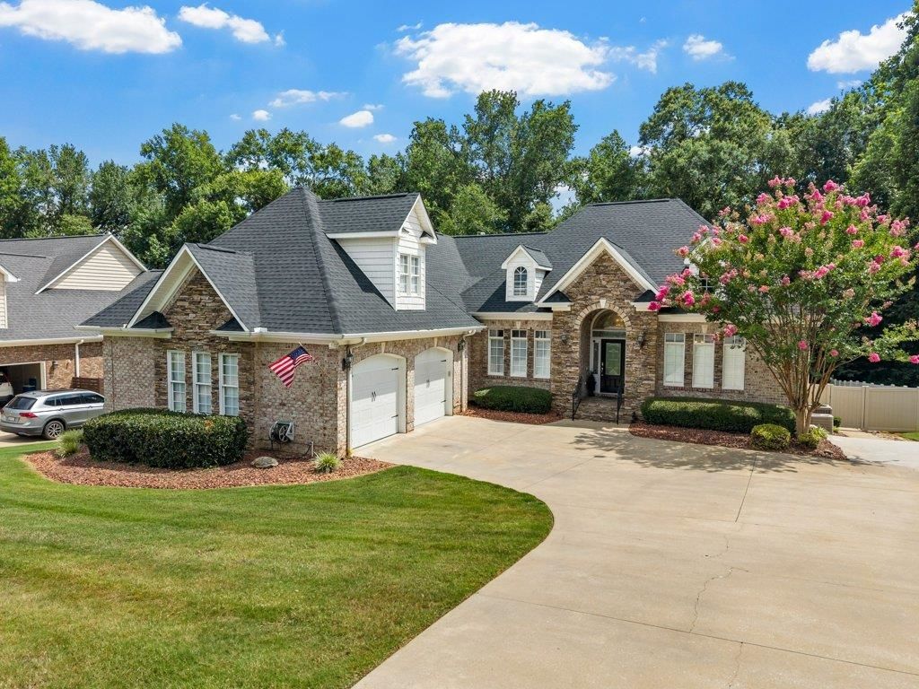 502 Chippendale Lane, Boiling Springs, SC 29316