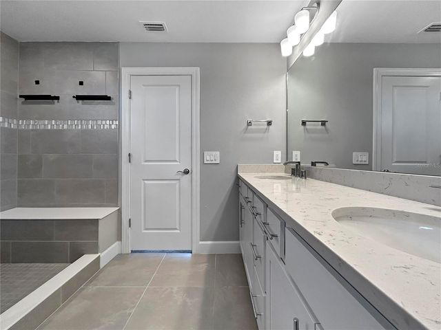 6256 BAYWOOD COURT, Lakewood Ranch, FL 34211