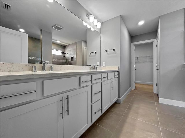 6256 BAYWOOD COURT, Lakewood Ranch, FL 34211