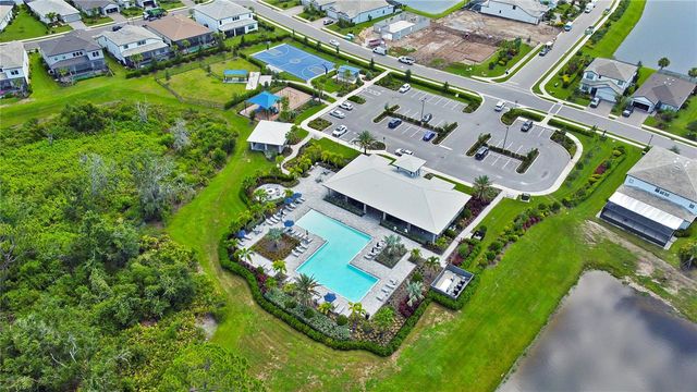 6256 BAYWOOD COURT, Lakewood Ranch, FL 34211