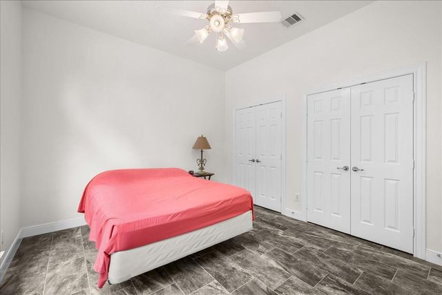 7750 Rolling Creek Road, Burton, TX 77835