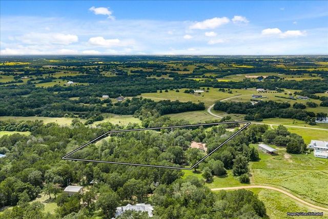 7750 Rolling Creek Road, Burton, TX 77835