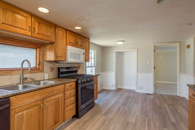 6416 CANDLEWOOD DRIVE, Wesley Chapel, FL 33544