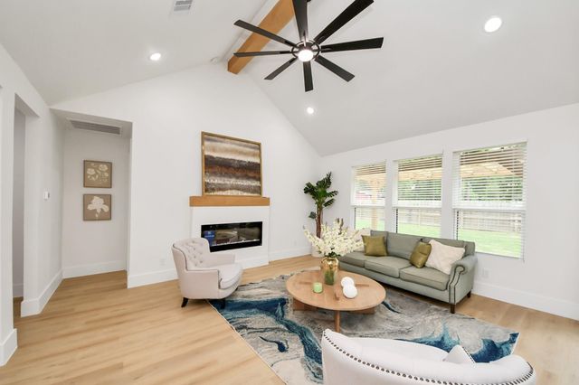 23851 Creekwood Drive, Spring, TX 77389