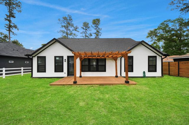 23851 Creekwood Drive, Spring, TX 77389