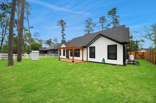 23851 Creekwood Drive, Spring, TX 77389