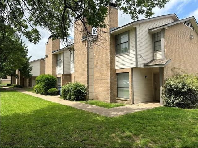 8005 Rothington Road 53, Dallas, TX 75227