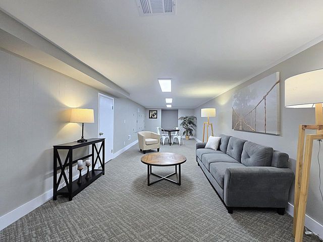 7475 39th STREET, Milwaukee, WI 53209