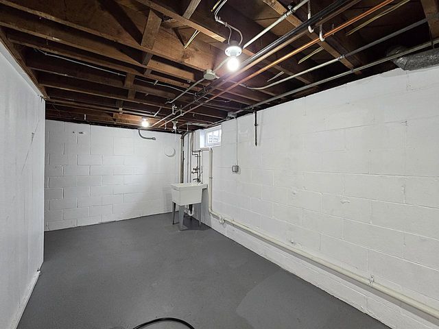 7475 39th STREET, Milwaukee, WI 53209