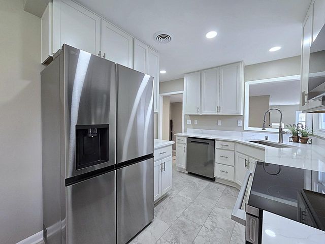 7475 39th STREET, Milwaukee, WI 53209