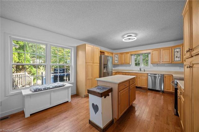 5172 Jordan Valley Road, Trinity, NC 27370