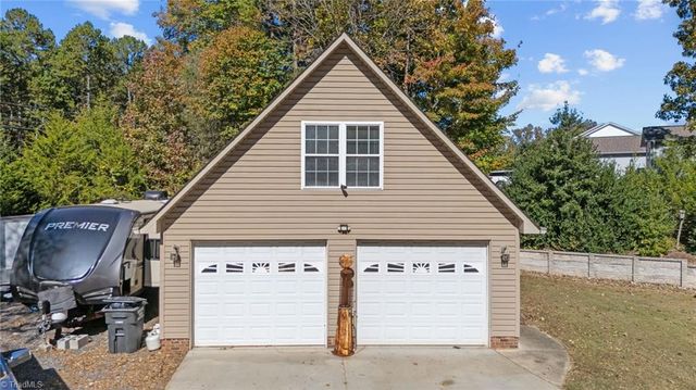 5172 Jordan Valley Road, Trinity, NC 27370