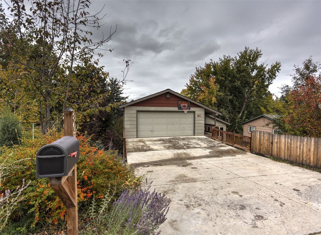 807 Whitaker Drive, Missoula, MT 59803 photo 2