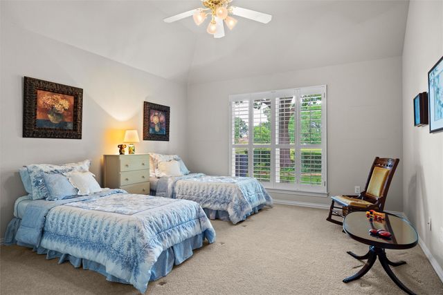 912 Walnut Falls Circle, Mansfield, TX 76063