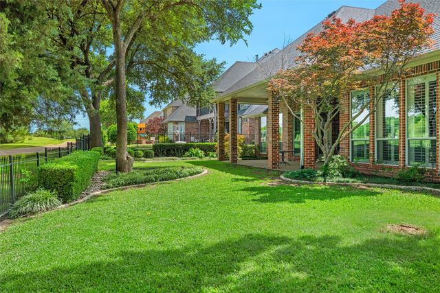 912 Walnut Falls Circle, Mansfield, TX 76063