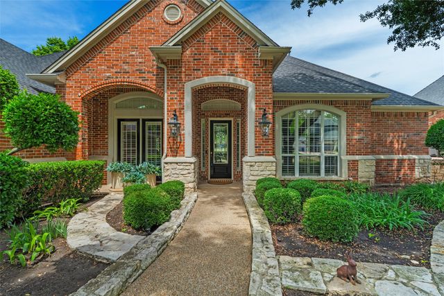 912 Walnut Falls Circle, Mansfield, TX 76063
