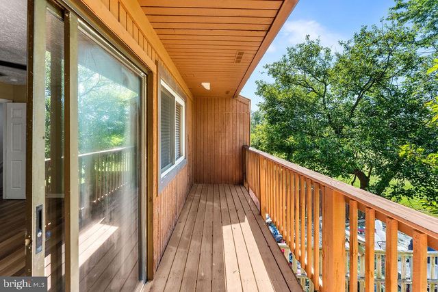 51 KEEPSAKE PL, Waldorf, MD 20602