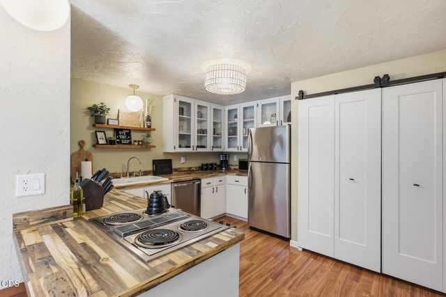 16693 Wagon Trail, Bend, OR 97707