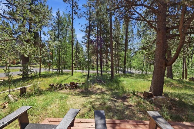 16693 Wagon Trail, Bend, OR 97707