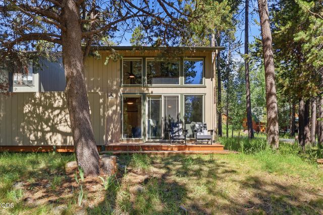16693 Wagon Trail, Bend, OR 97707